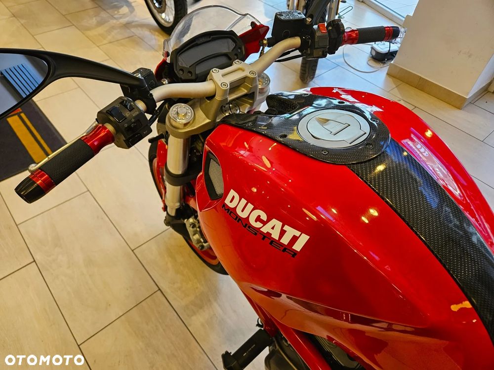 Ducati Monster - 8