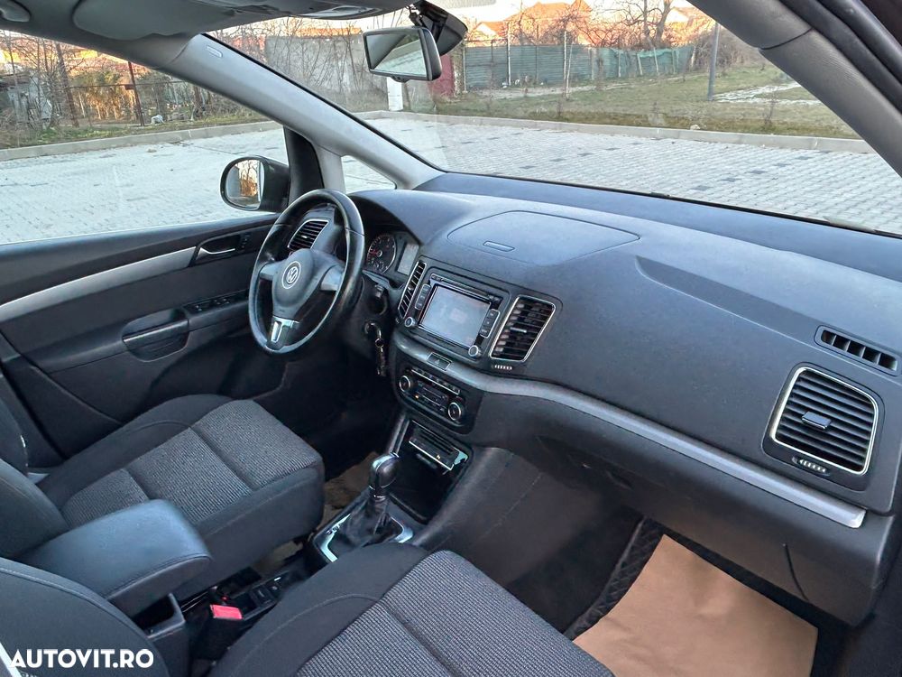 Volkswagen Sharan 2.0 TDI DSG BlueMotion Technology Highline - 4