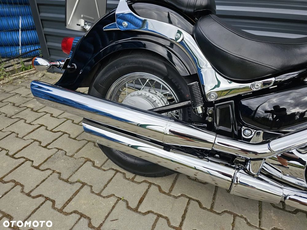 Suzuki VL 800 Volusia - 12