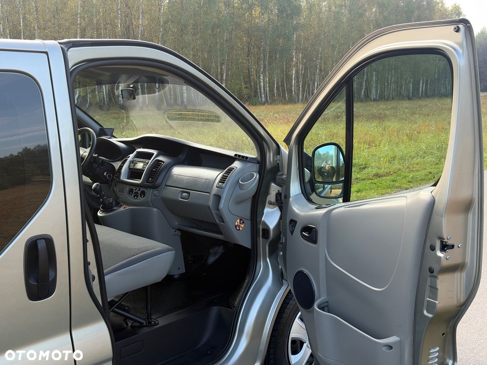 Opel Vivaro L2H1 2.9t - 31