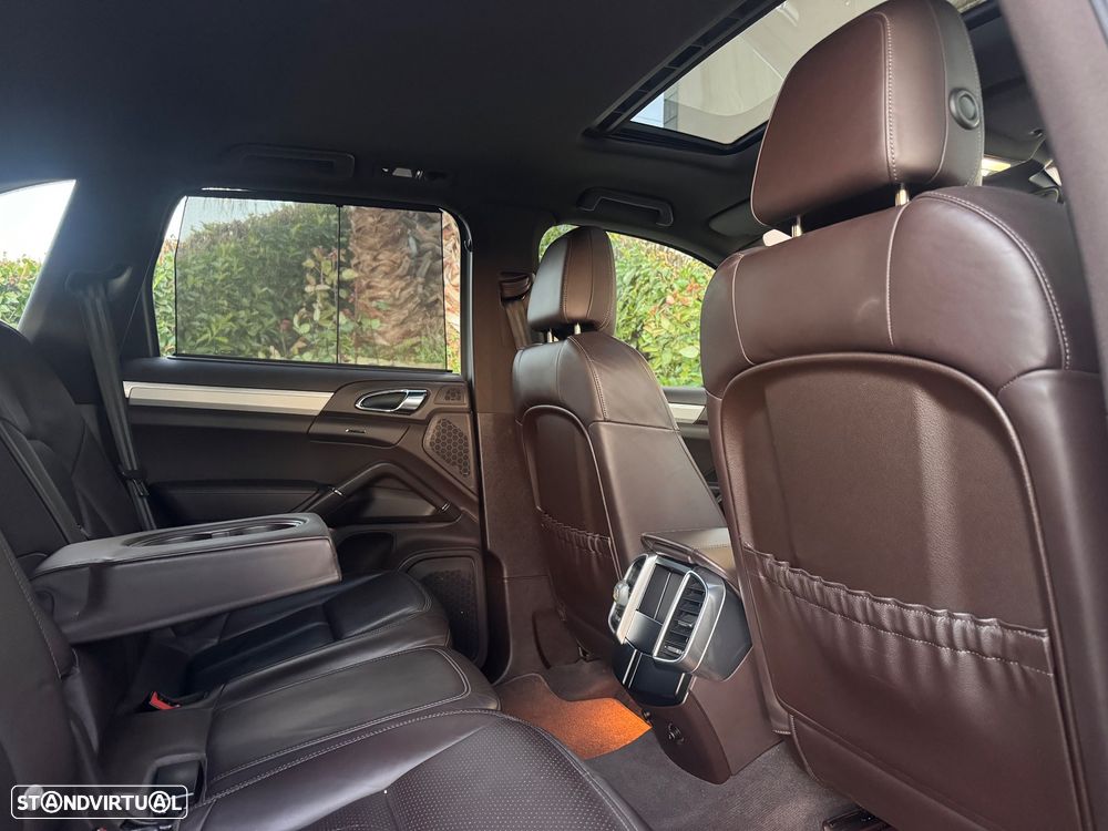 Porsche Cayenne 3.0 V6 - 13