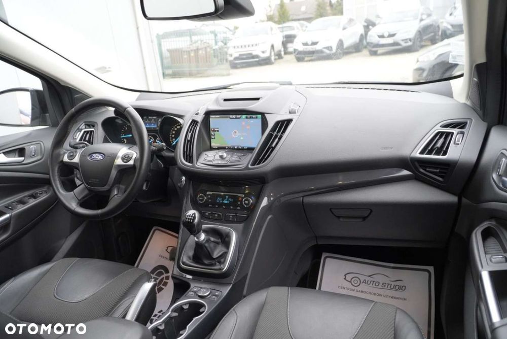 Ford Kuga 2.0 TDCi 2x4 Titanium - 9