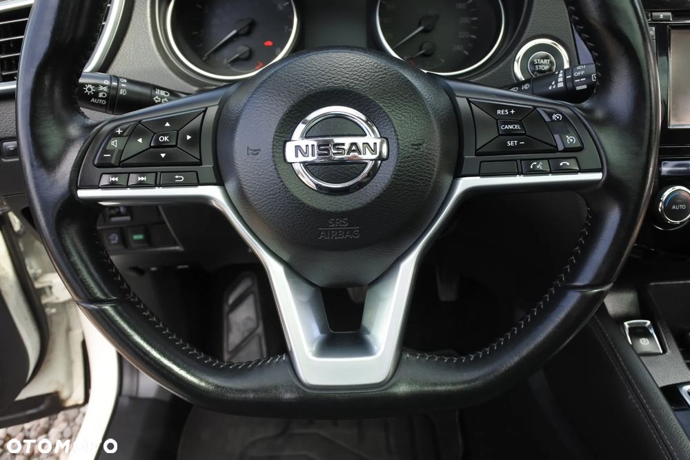 Nissan Qashqai 1.2 DIG-T Xtronic TEKNA - 22