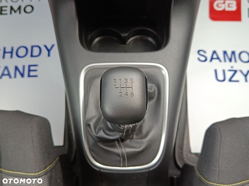 Citroën C3 1.2 PureTech Max - 29