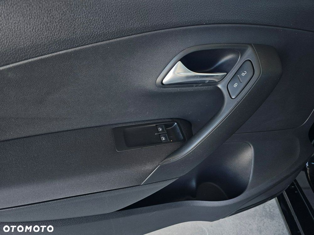 Volkswagen Polo - 10