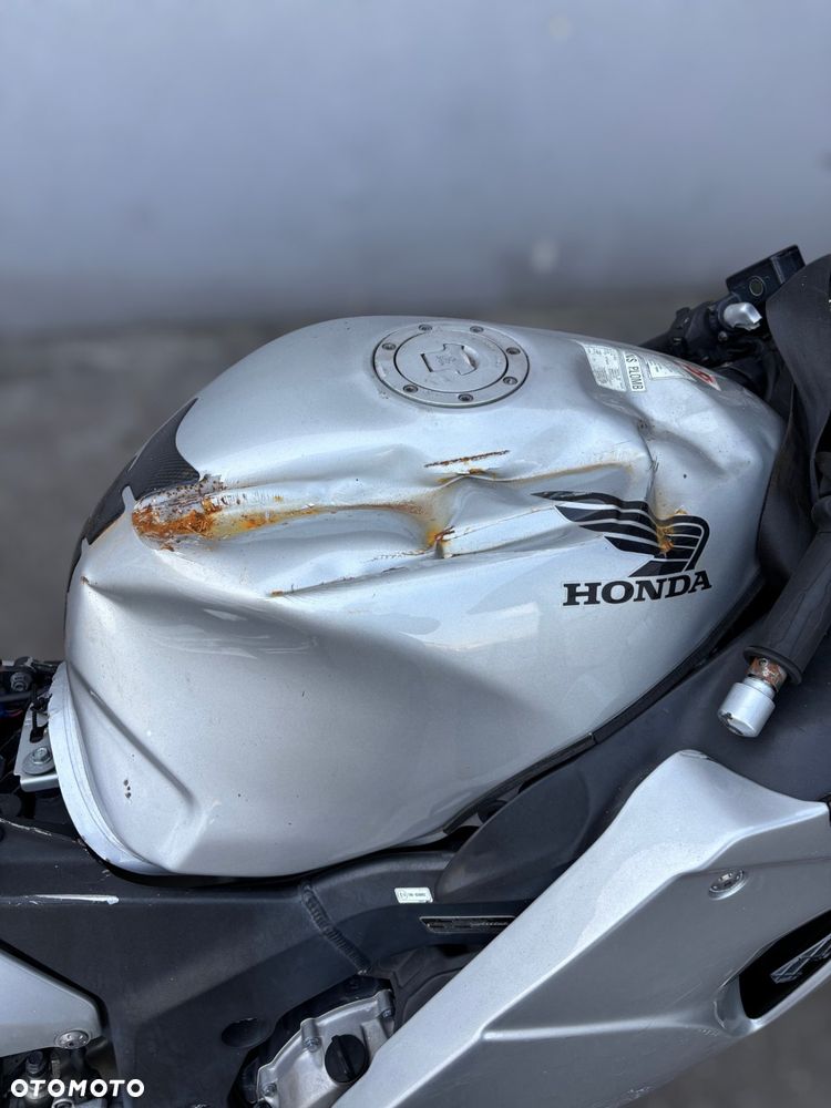 Honda CBR - 14