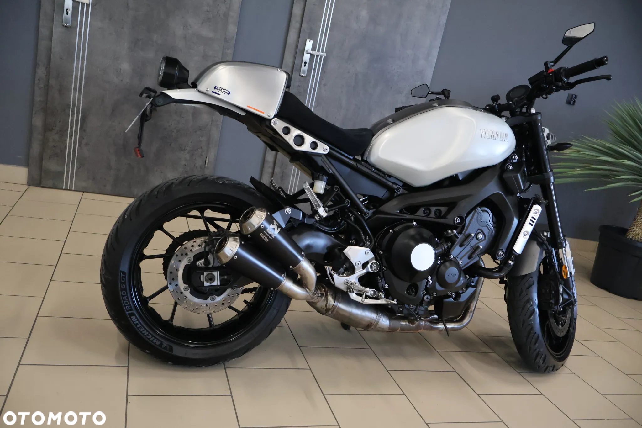 Yamaha XSR - 17