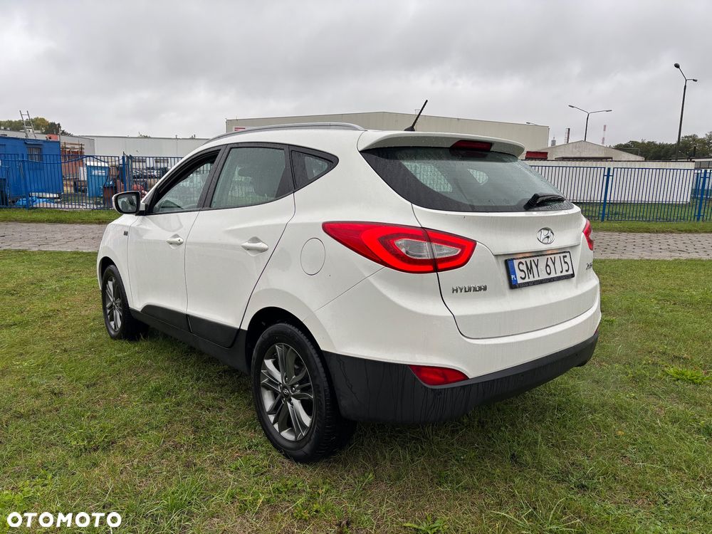 Hyundai ix35 1.6 2WD Fifa World Cup Edition - 5