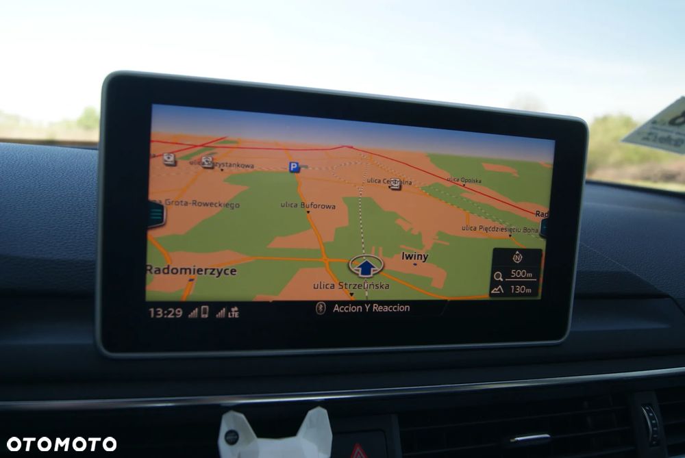 Audi A4 Avant 2.0 TDI ultra S tronic sport - 32