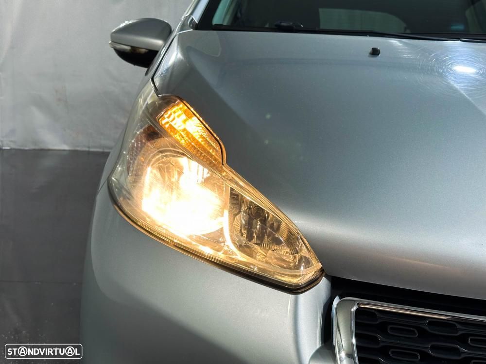 Peugeot 208 1.4 HDi Allure - 15