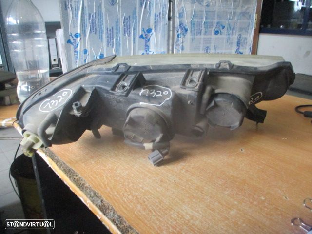 Farol 54532732 ROVER 414 SI 1998 1.4 I 103CV 0P Esq H7 + H1 CARELLO ROVER 400 II BERLINE 414 1998 414/1.4 Si 105CV 4P PRETO ESQ H7 + H1 CARELLO - 2