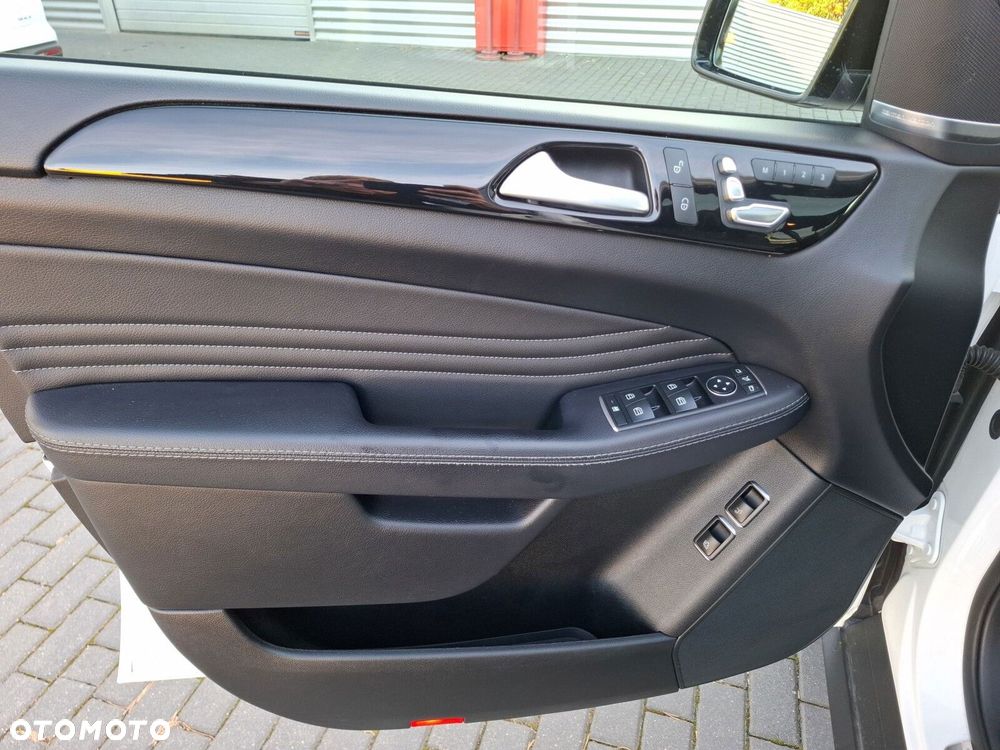 Mercedes-Benz GLE AMG 43 4-Matic - 17