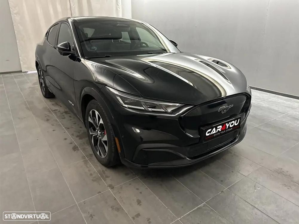 Ford Mustang Mach-E 75.7 kWh Premium AWD - 2