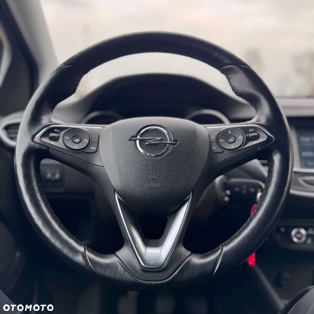 Opel Crossland X 1.2 Start/Stop Innovation - 32