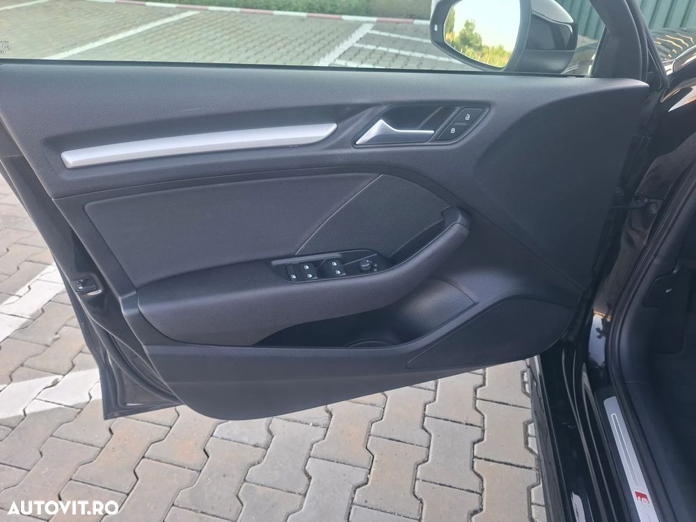 Audi A3 2.0 TDI S tronic Sport - 12