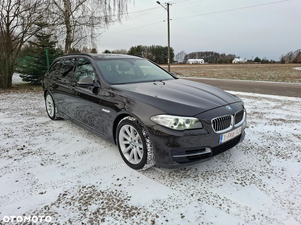 BMW Seria 5 520i - 4