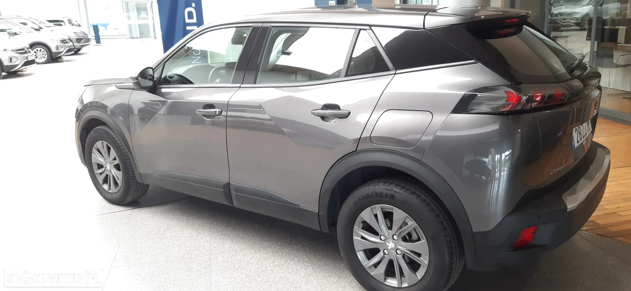 Peugeot 2008 1.2 PureTech Active - 3