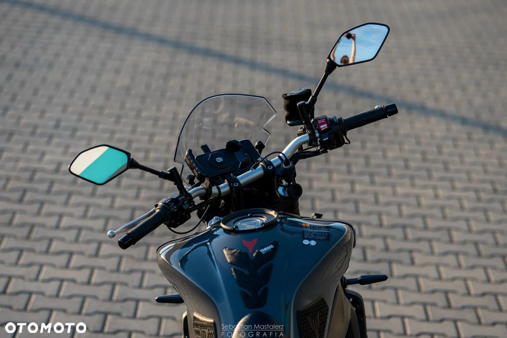 Yamaha MT - 6