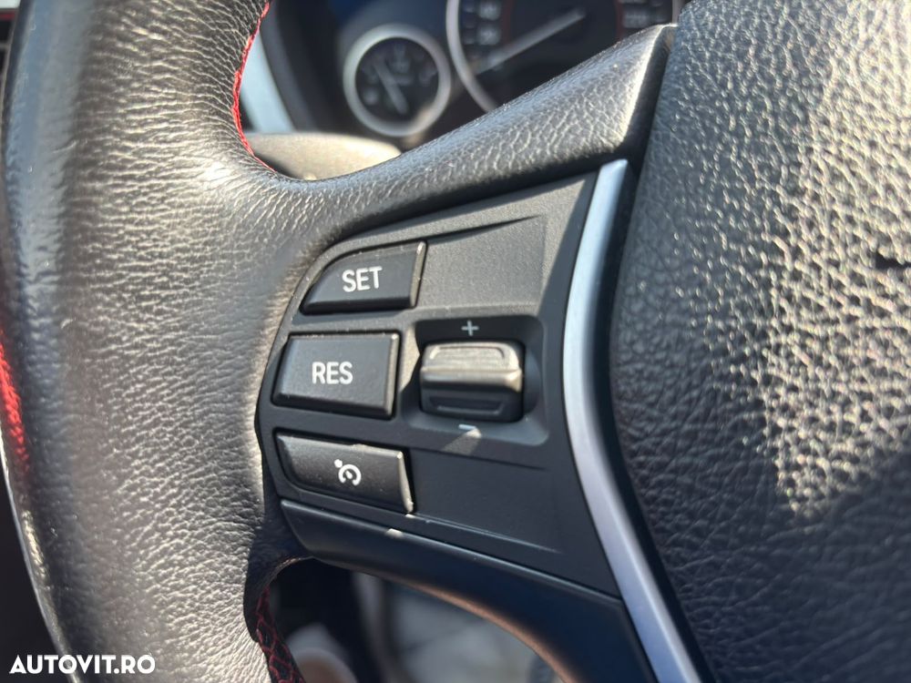 BMW Seria 3 318d Aut. Sport Line - 17