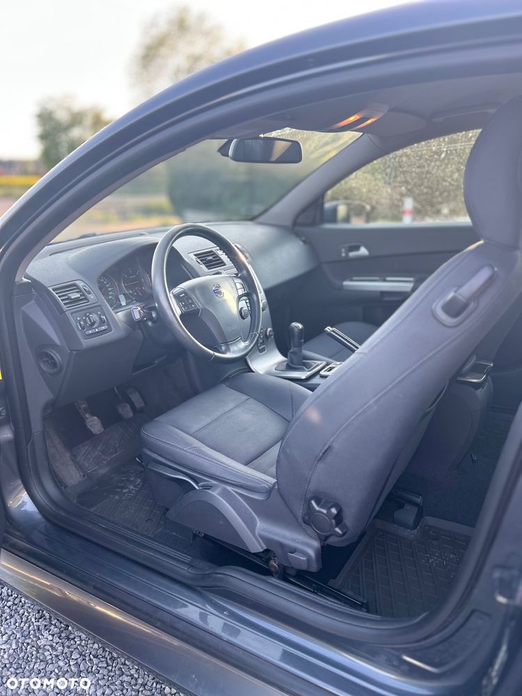 Volvo C30 2.0D Momentum - 5