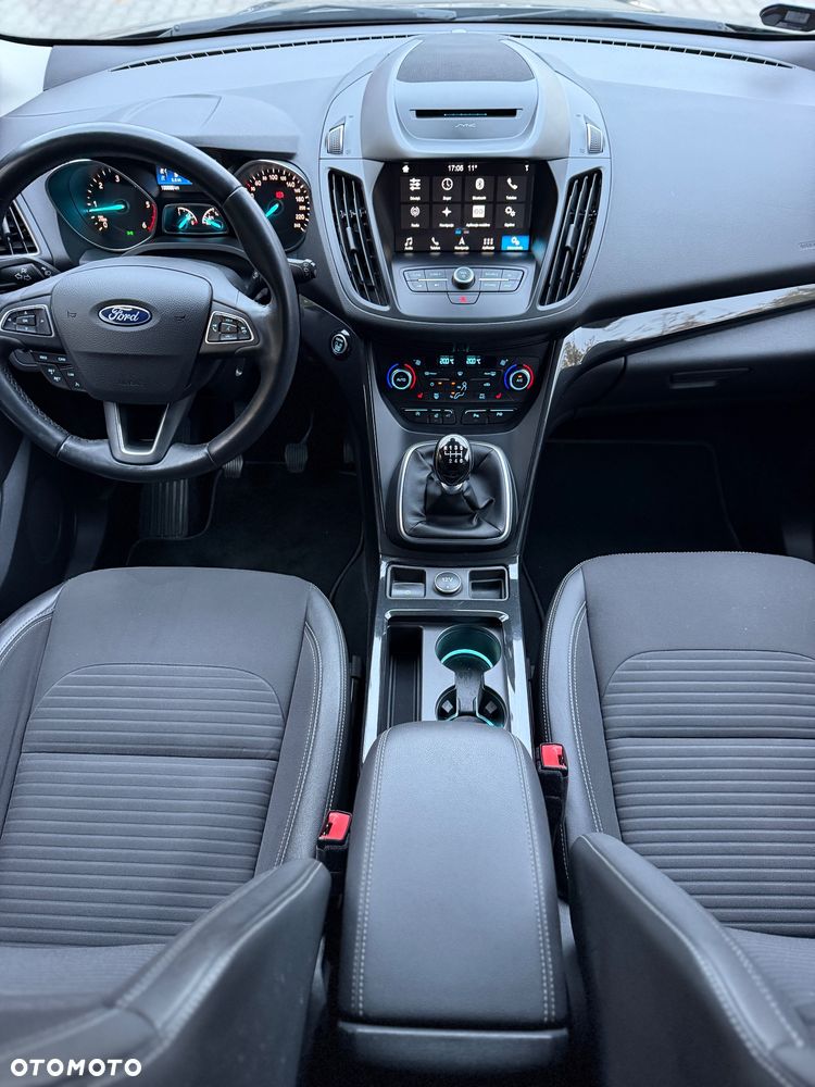 Ford Kuga - 23