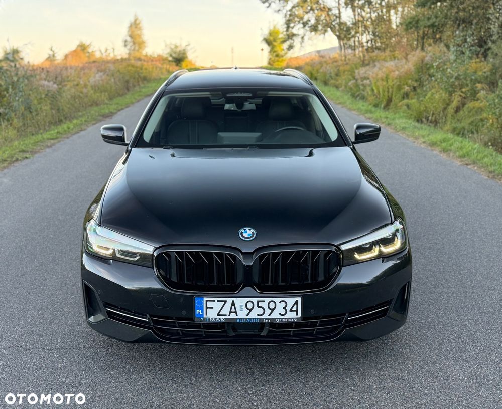 BMW Seria 5 530e Luxury Line sport - 26