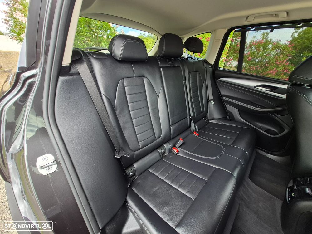 BMW X3 18 d sDrive Auto - 31