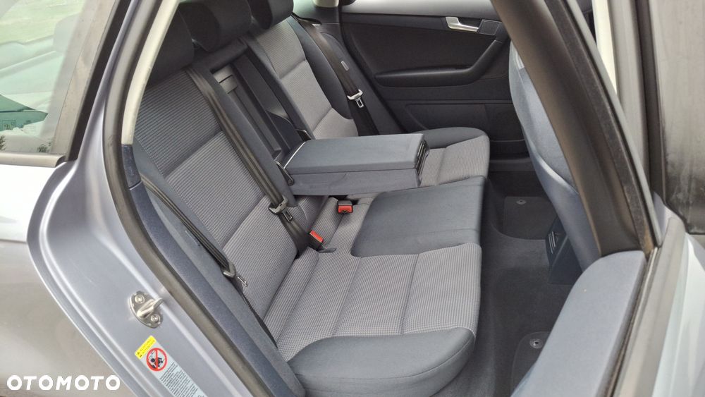 Audi A3 Sportback 1.6 FSI Ambition - 9