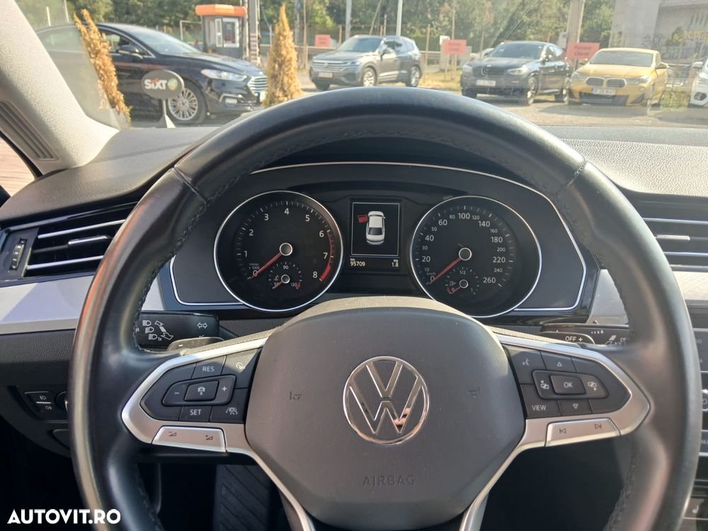 Volkswagen Passat 1.5 TSI ACT DSG Comfortline - 8
