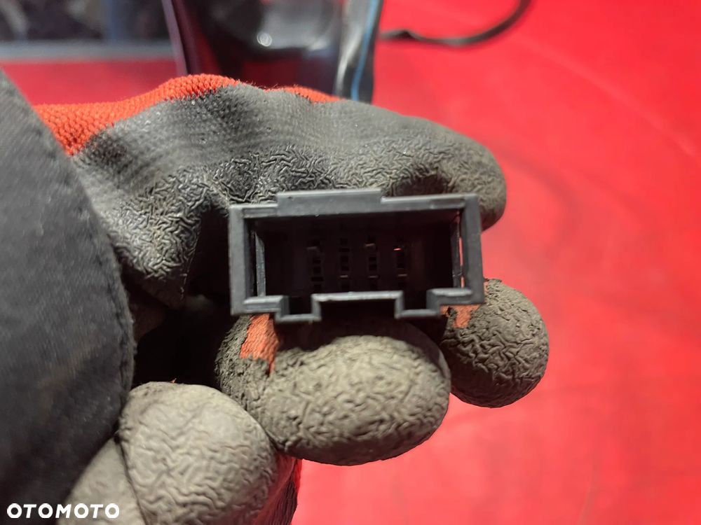 LUSTERKO LEWE SEAT TOLEDO - 4