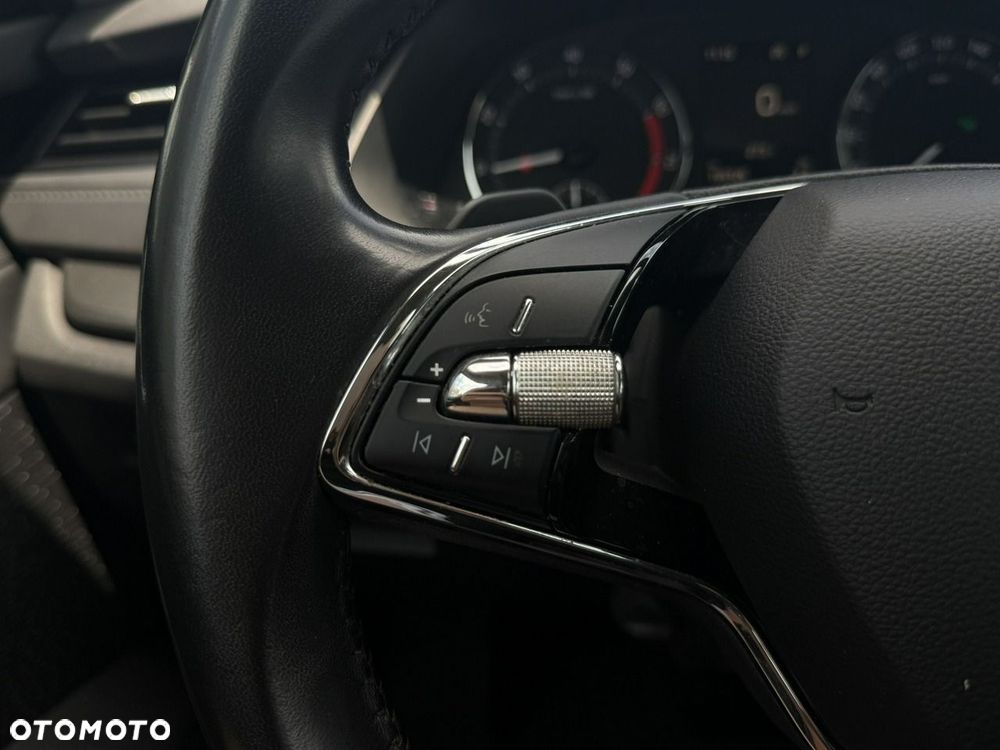 Skoda Octavia 1.5 TSI e-Tec Ambition DSG - 9