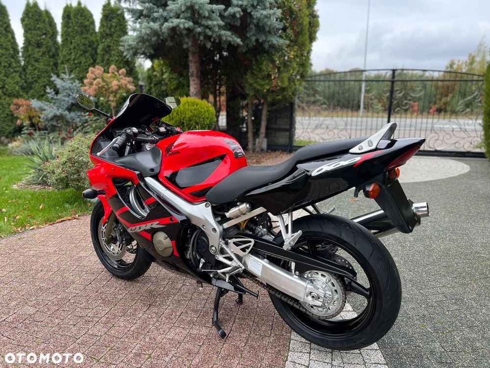 Honda CBR - 17