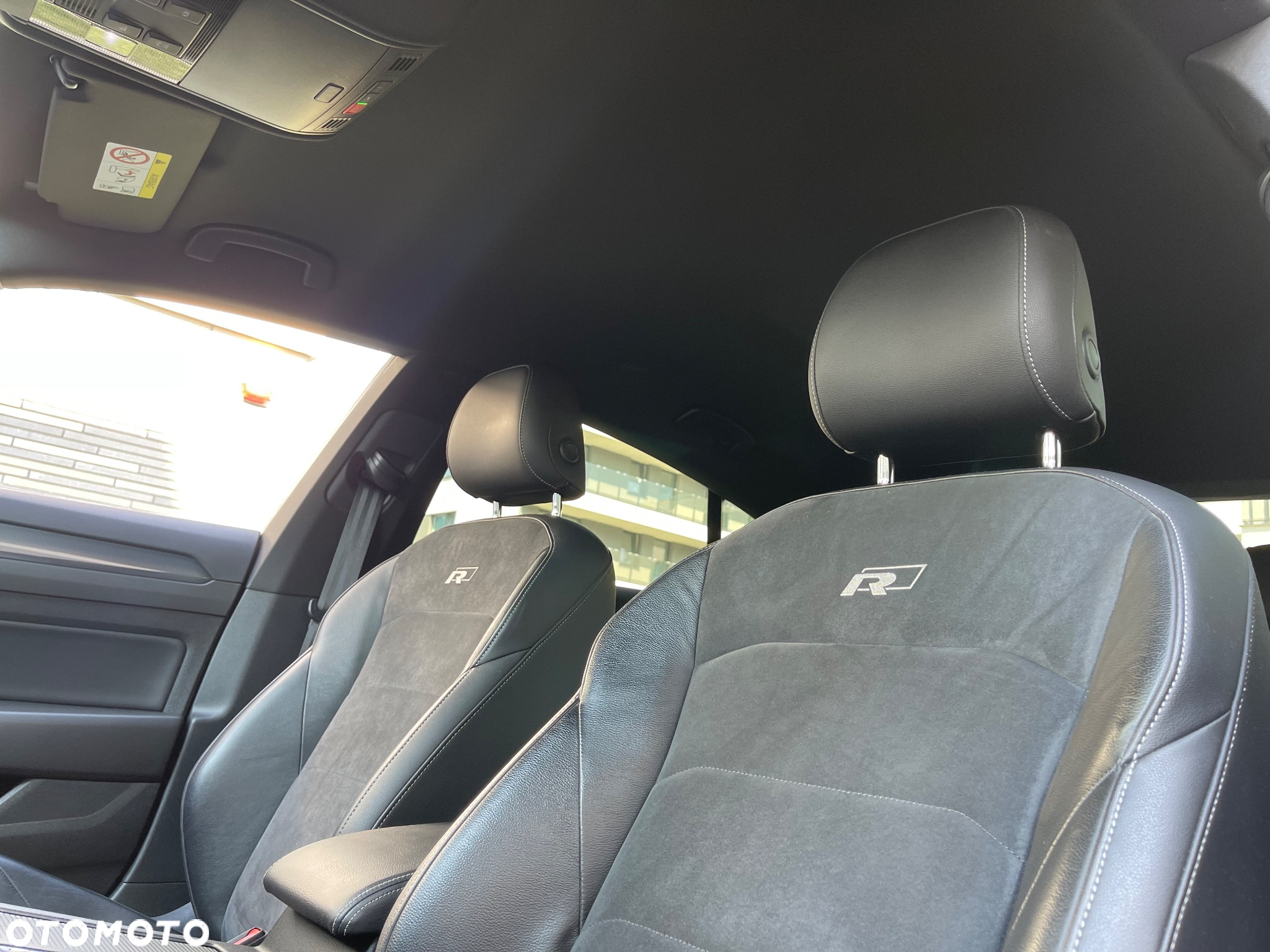 Volkswagen Arteon 2.0 TDI SCR Essence - 27