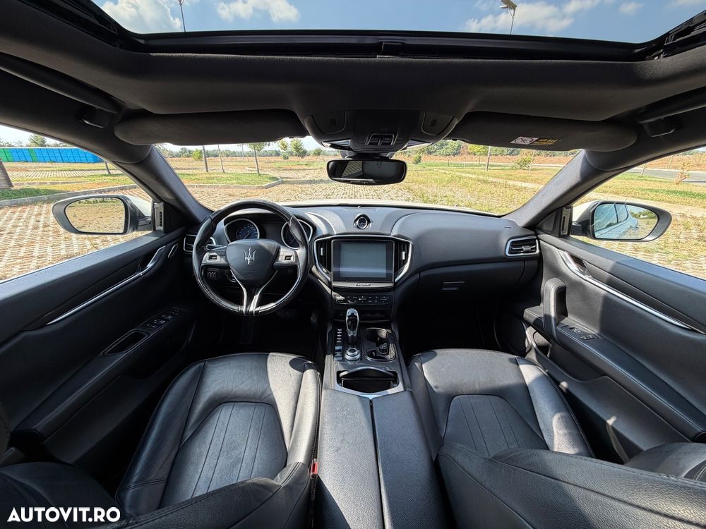 Maserati Ghibli GranLusso - 19