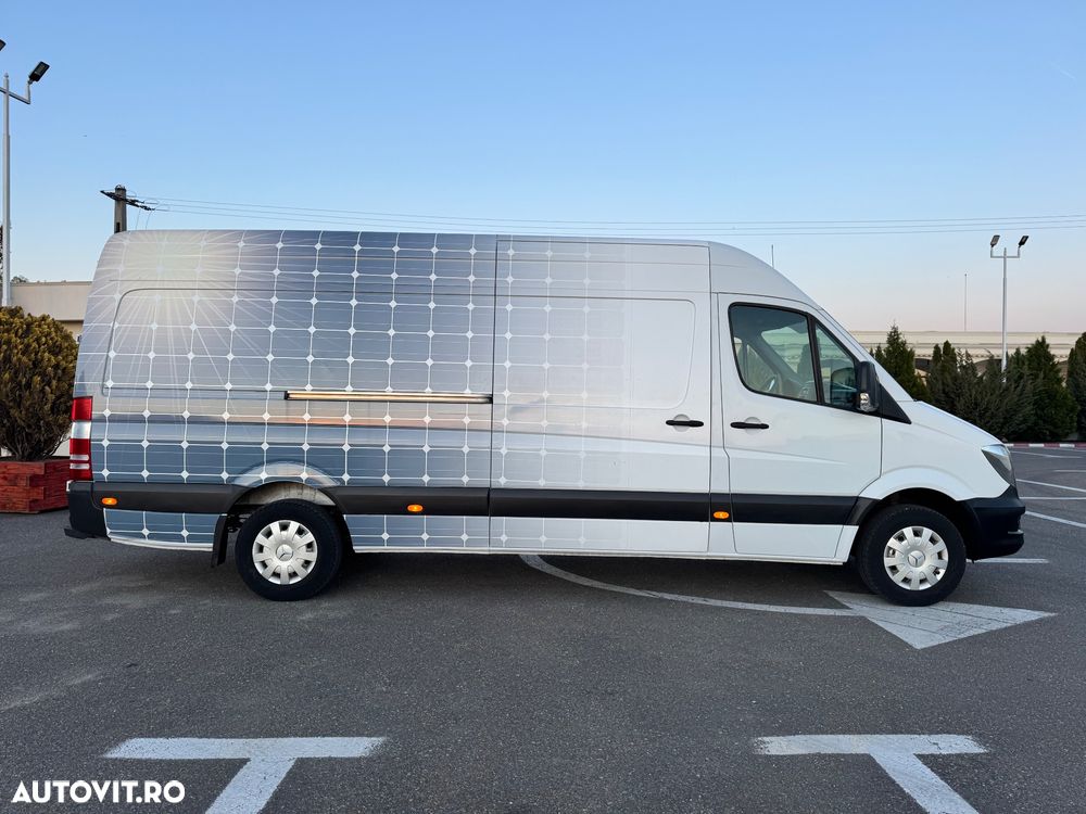Mercedes-Benz Sprinter - 25