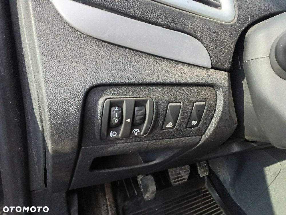 Renault Scenic - 19