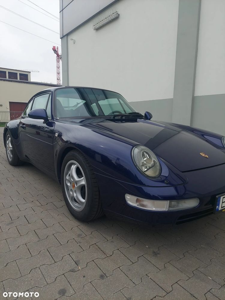 Porsche 911 Carrera - 4