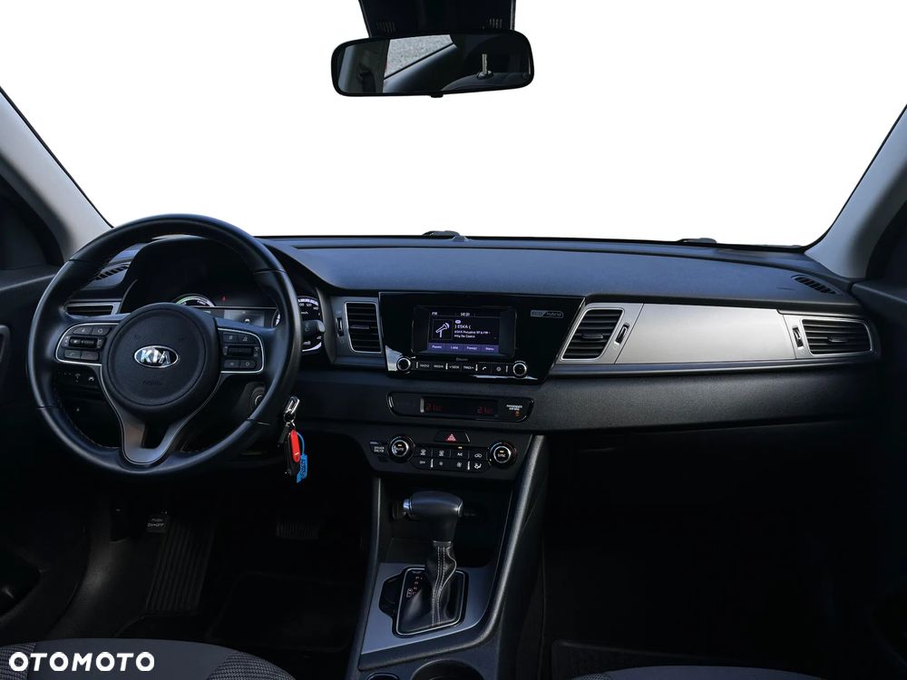 Kia Niro 1.6 GDI Hybrid M - 29