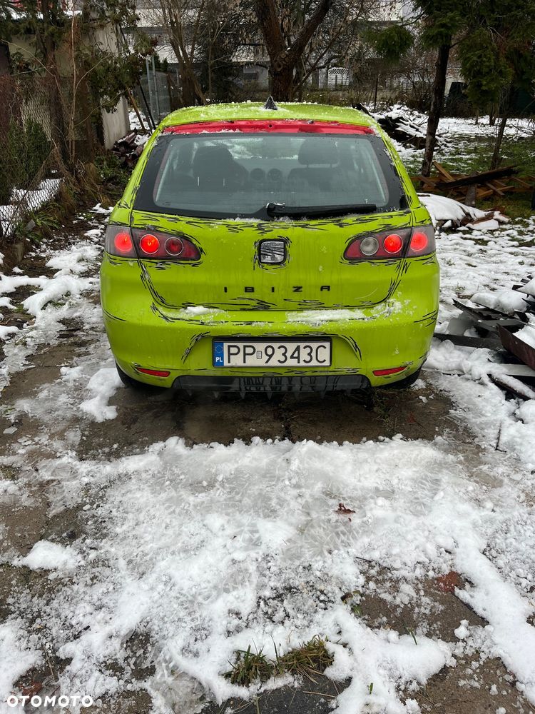 Seat Ibiza ver-1-4-16v-reference - 3
