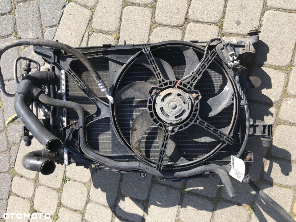 OPEL CORSA C 1.0 - 1.2 CHŁODNICE KOMPLET KLIMA - 1