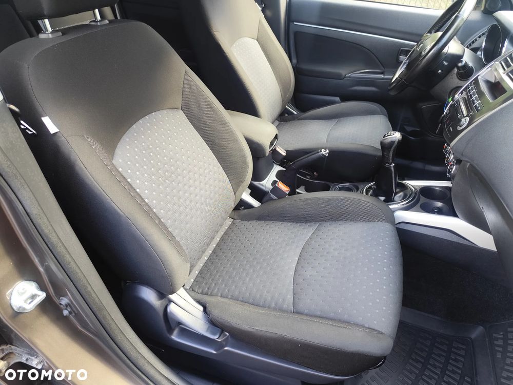 Mitsubishi ASX 1.6 2WD Intense - 12