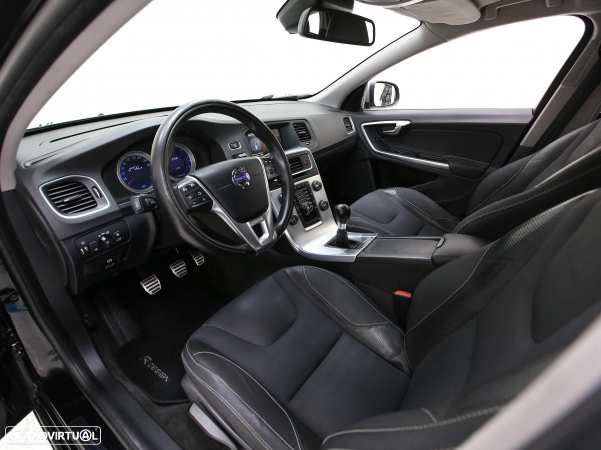 Volvo V60 2.0 D3 R-Design - 7