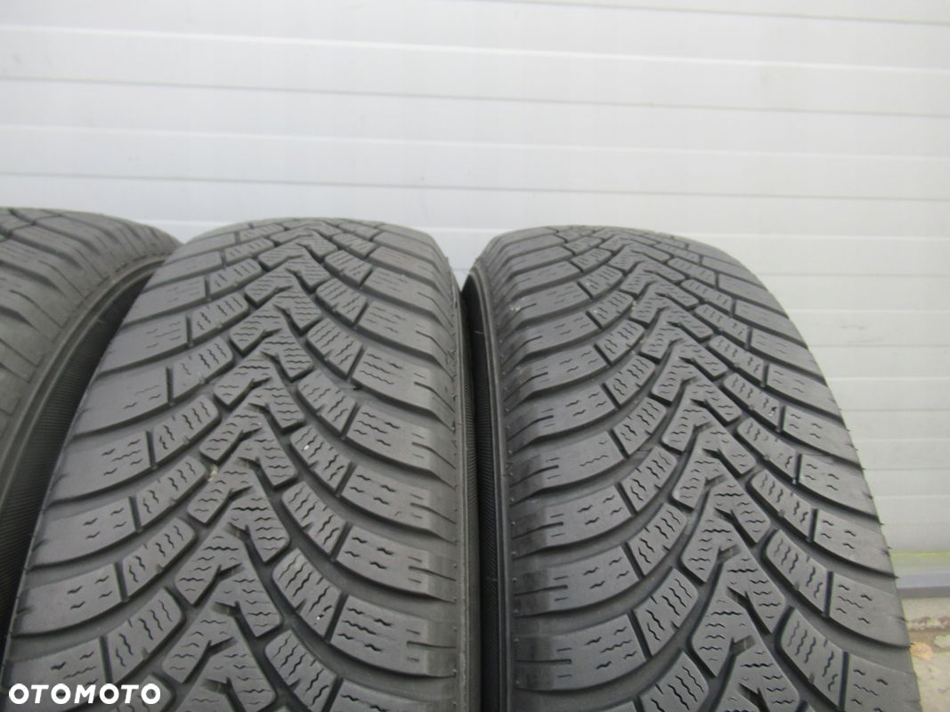 OPONY ZIMA 4szt FALKEN EUROWINTER HS 01 SUV 215/70R16 100H - 2