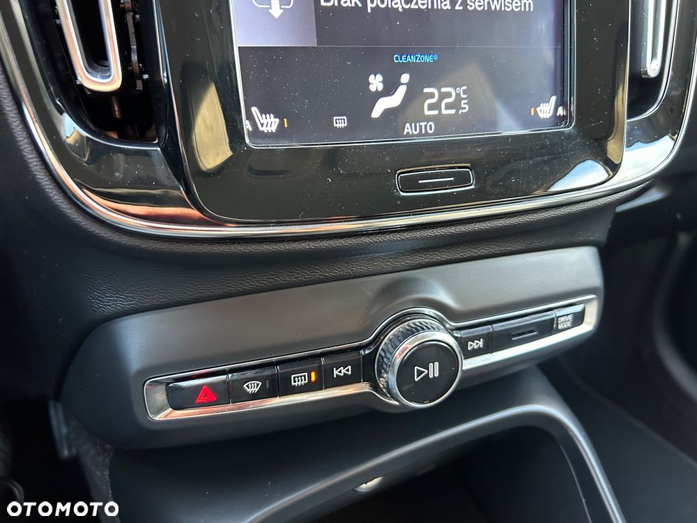 Volvo XC 40 T5 AWD Momentum Pro - 36