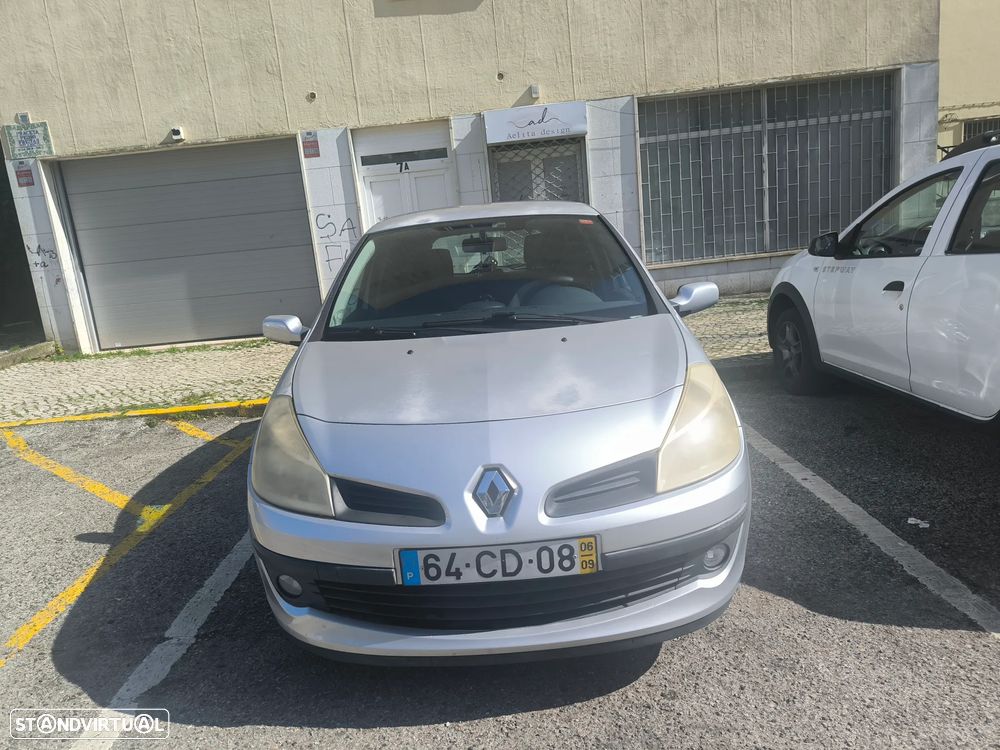 Renault Clio 1.2 16V Dynamique - 4