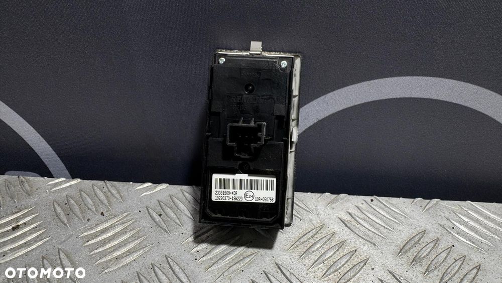 PRZEŁĄCZNIK SZYB PANEL RENAULT GAMA T RANGE ORYGINAŁ 23391509 - 2