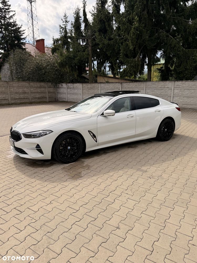 BMW Seria 8 840i xDrive - 17