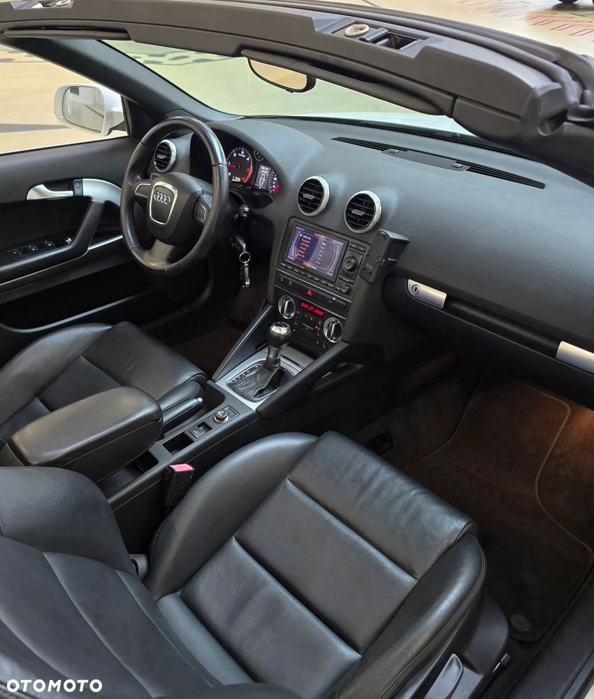Audi A3 Cabrio 2.0 TDI DPF S tronic S Line Sportpaket (plus) - 23