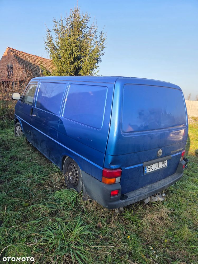 Volkswagen Transporter - 4