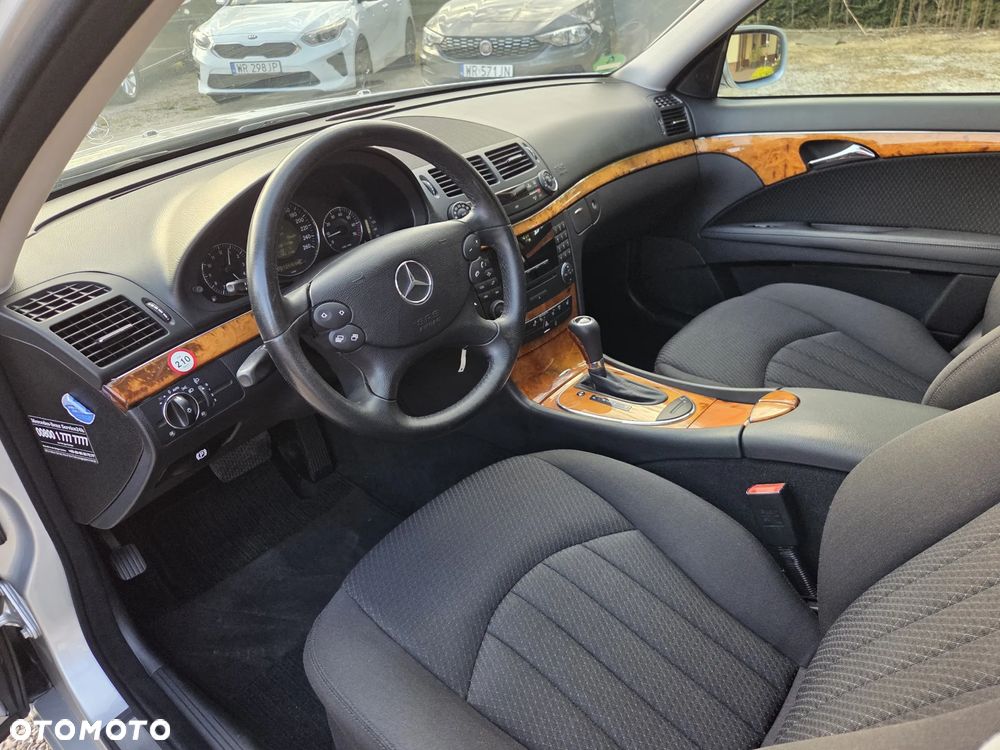 Mercedes-Benz Klasa E - 11